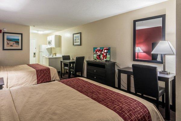 Red Roof Inn & Suites Pensacola-Nas Corry Beach Haven Buitenkant foto