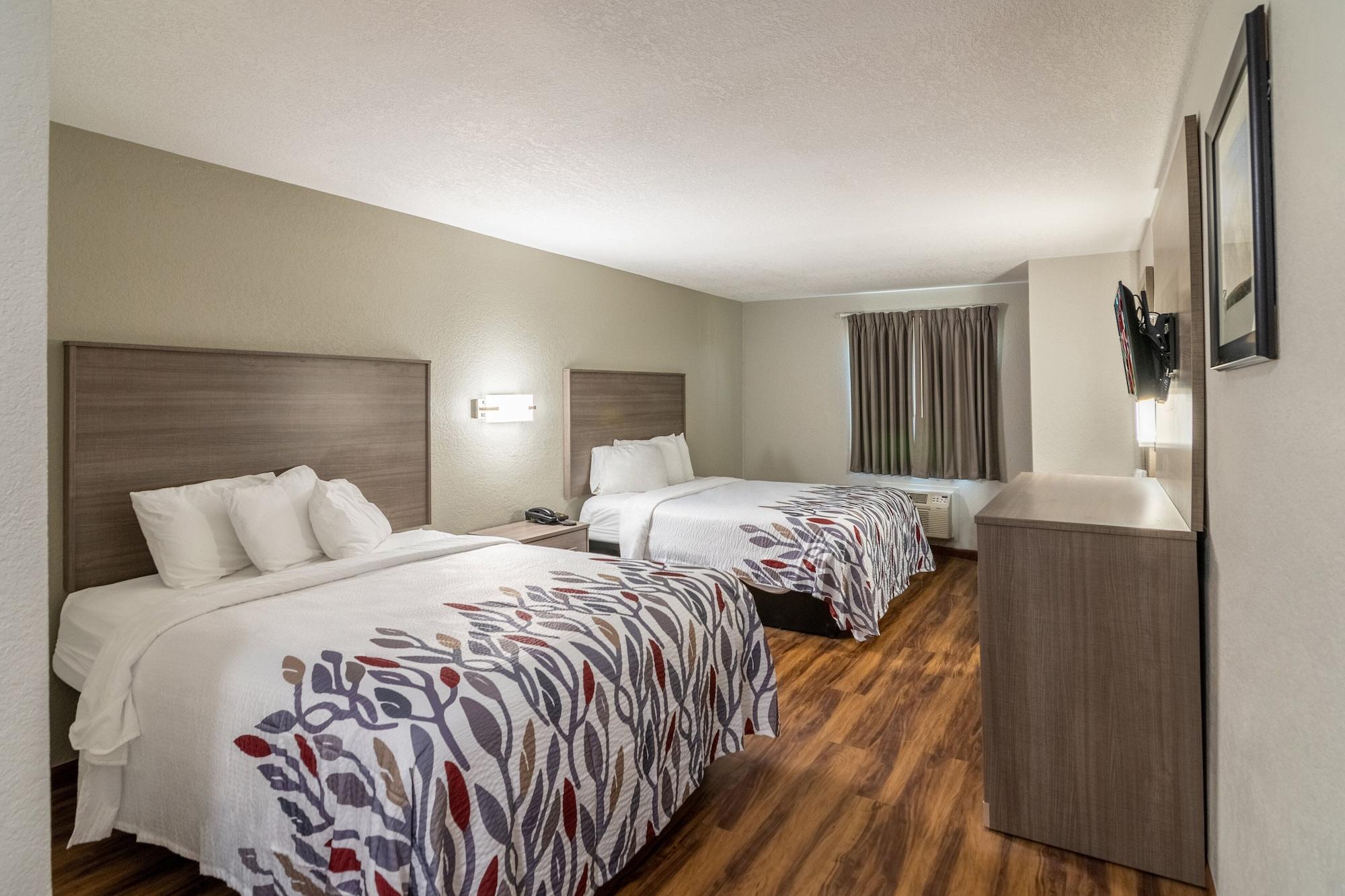 Red Roof Inn & Suites Pensacola-Nas Corry Beach Haven Buitenkant foto